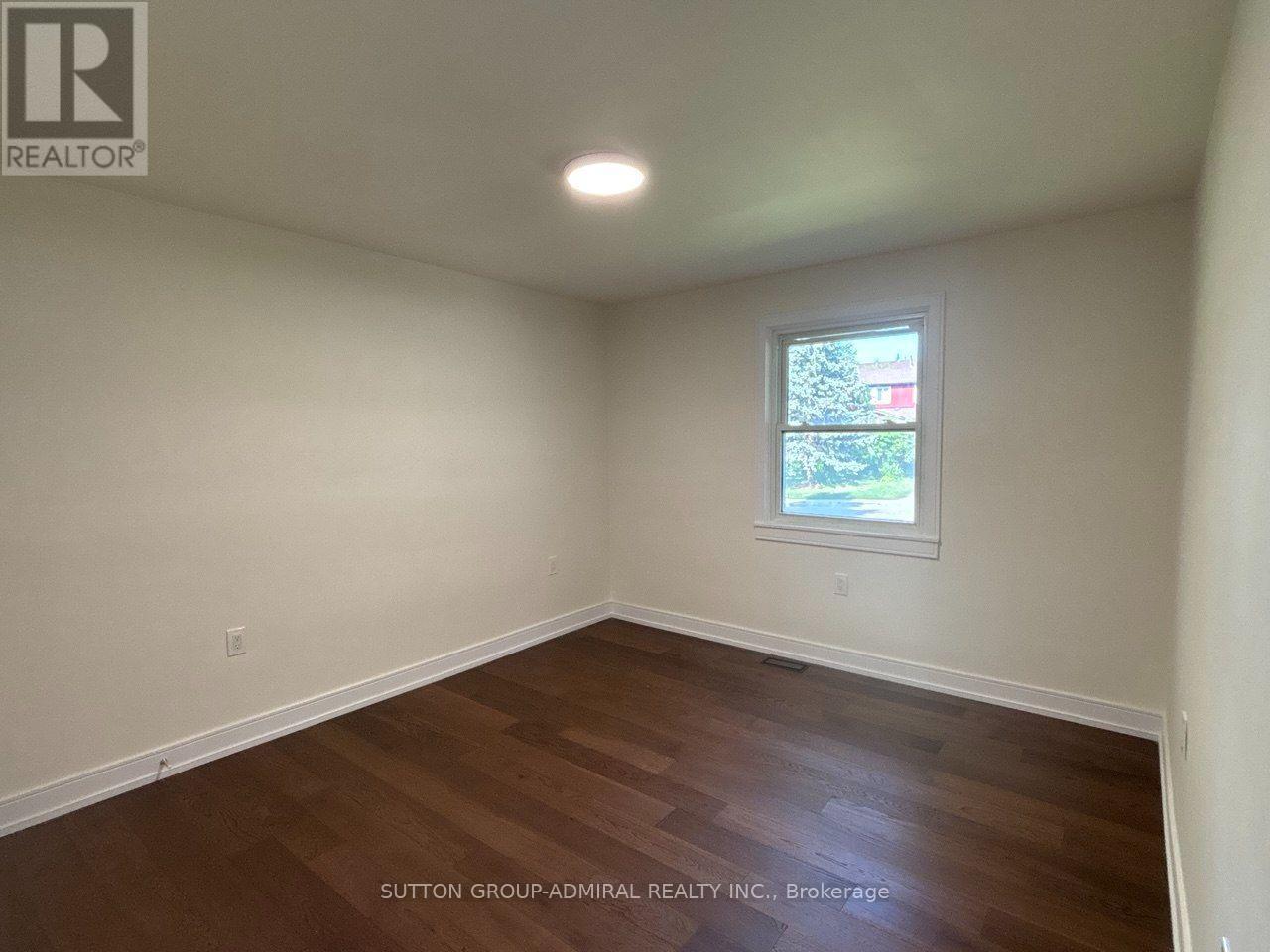 Main Floor - 86 Hamilton Drive, Newmarket, Ontario  L3Y 3E8 - Photo 27 - N13684652
