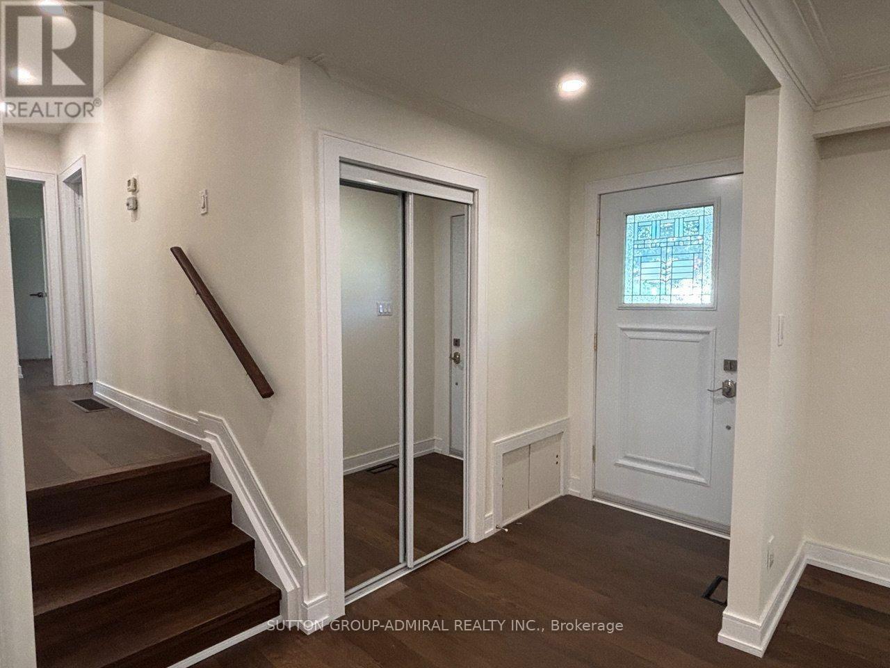 Main Floor - 86 Hamilton Drive, Newmarket, Ontario  L3Y 3E8 - Photo 5 - N13684652