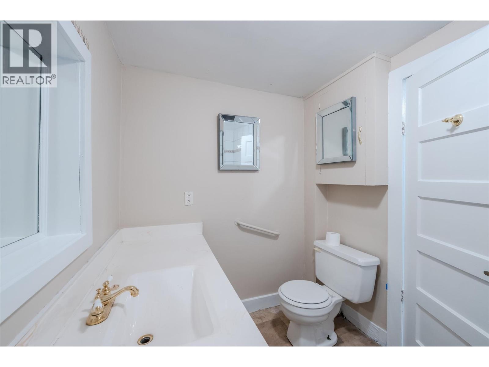 151 Brunswick Street, Penticton, British Columbia  V2A 5P6 - Photo 36 - 10377324