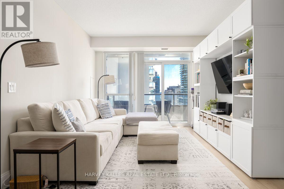 813 - 70 Roehampton Avenue, Toronto, Ontario  M4P 1R2 - Photo 9 - C13682960