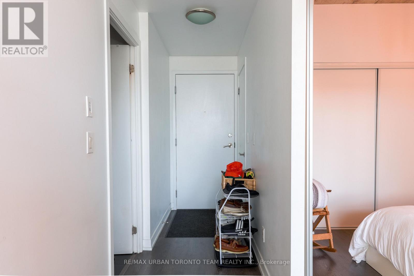 412 - 1205 Queen Street W, Toronto, Ontario  M6K 0B9 - Photo 2 - C13683002