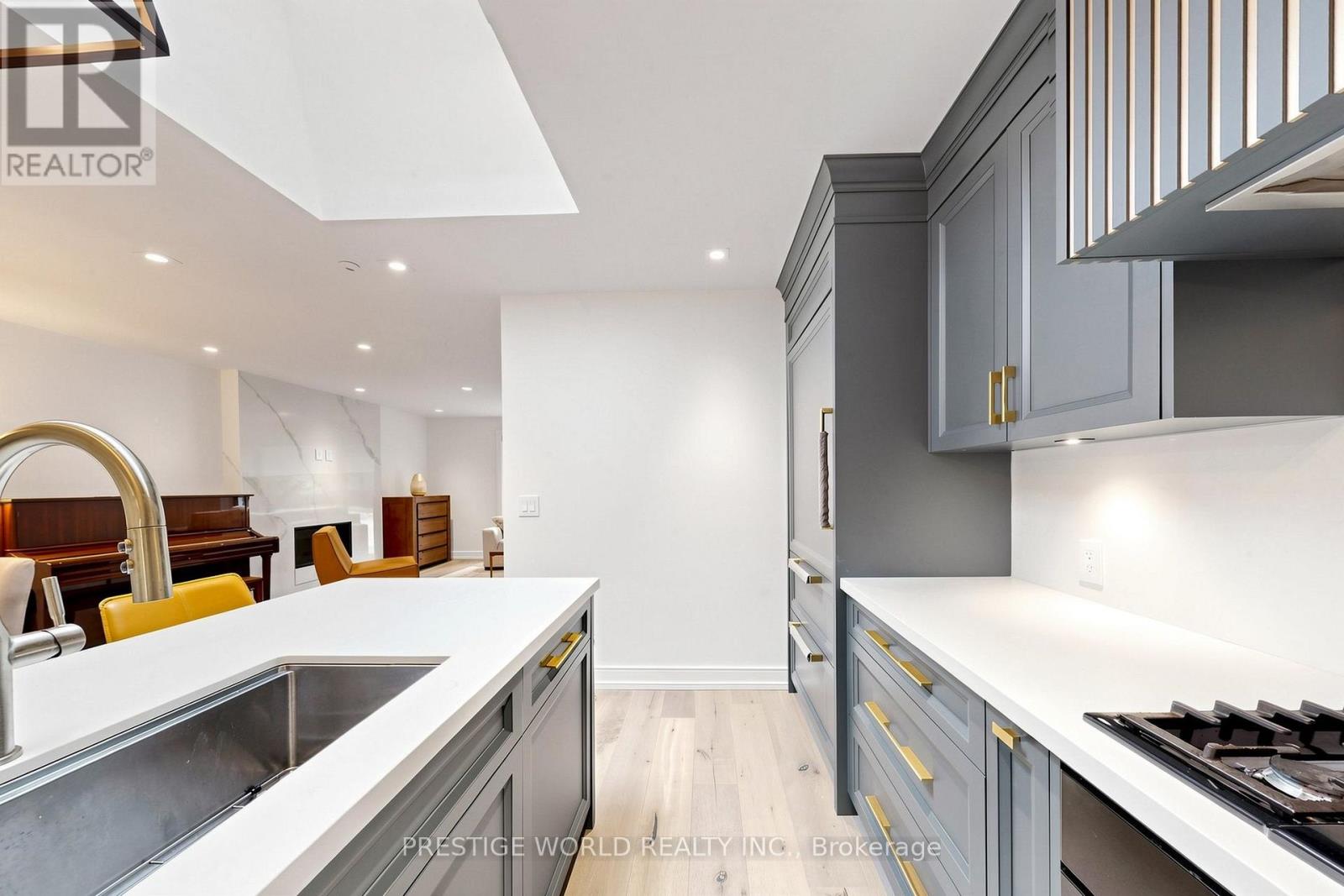 19 Alderdale Court, Toronto, Ontario  M3B 2H8 - Photo 14 - C13683040