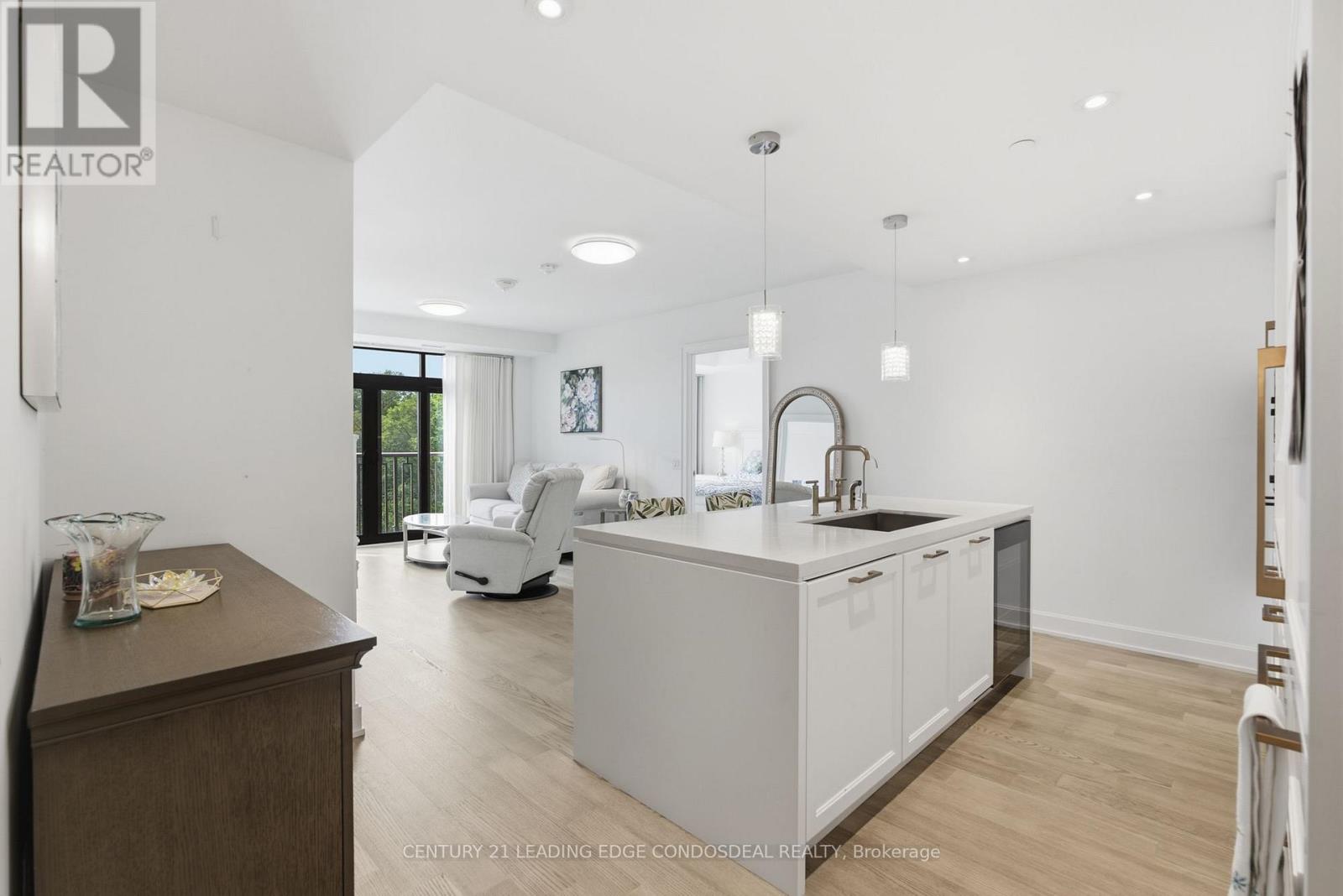 503 - 1 Strathgowan Avenue, Toronto, Ontario  M4N 0B3 - Photo 7 - C13683082