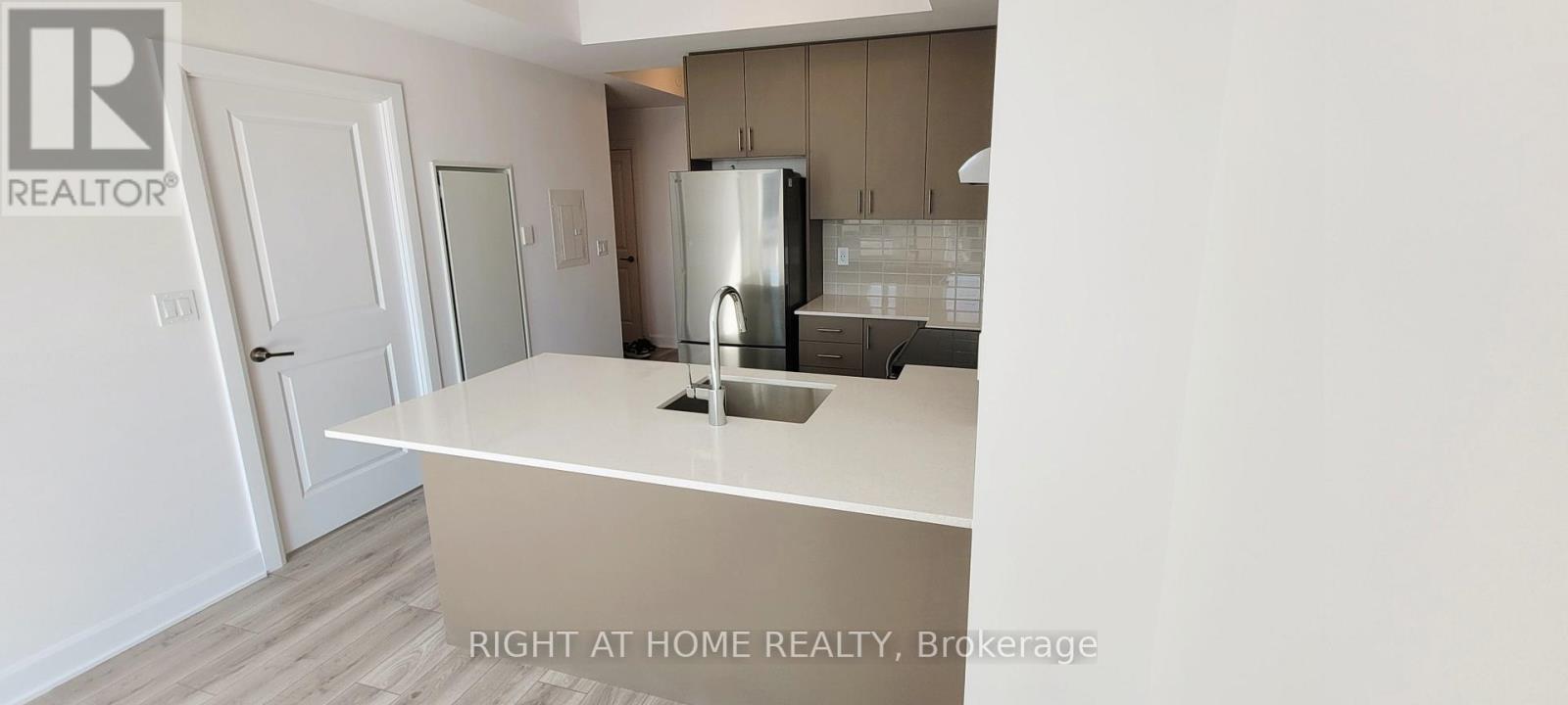 624 - 3240 William Coltson Avenue, Oakville, Ontario  L6H 8C8 - Photo 13 - W13684616