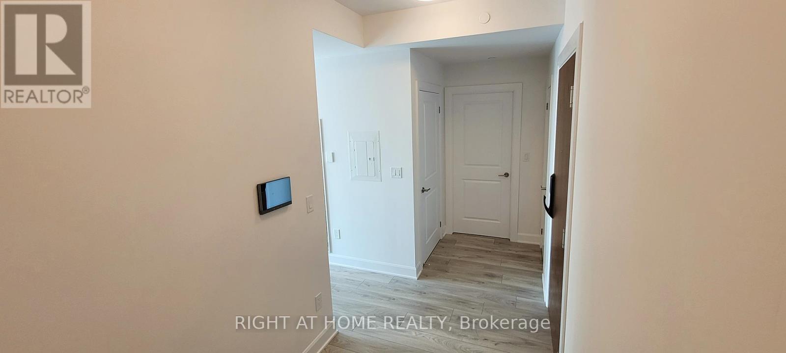 624 - 3240 William Coltson Avenue, Oakville, Ontario  L6H 8C8 - Photo 8 - W13684616