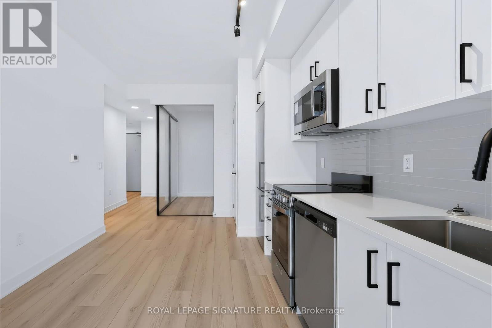 1001 - 758 Dovercourt Road, Toronto, Ontario  M6H 0G7 - Photo 11 - W13684632