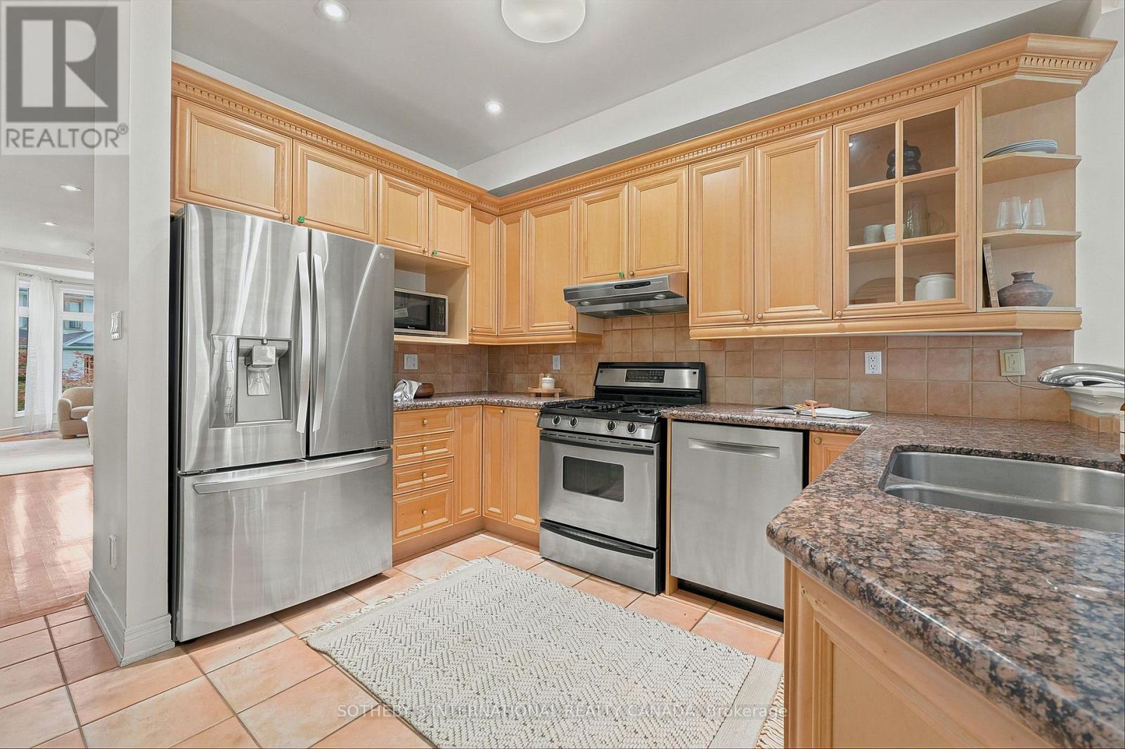 93 Eaton Avenue, Toronto, Ontario  M4J 2Z4 - Photo 10 - E13682870