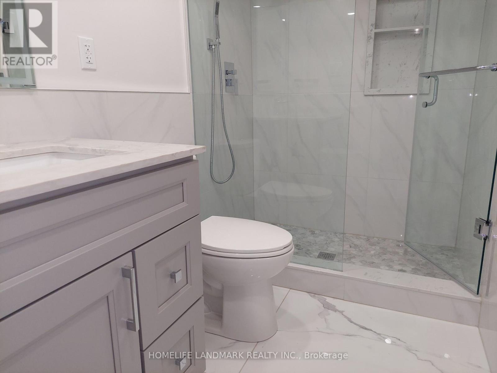 Bsmt - 38 Mendip Crescent, Toronto, Ontario  M1P 1Y4 - Photo 8 - E13683084