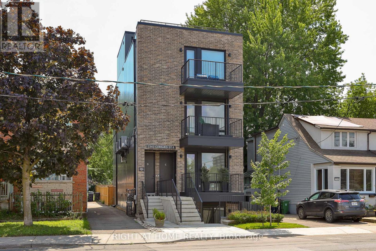 GROUND FLOOR - 2343 GERRARD STREET E, Toronto, Ontario