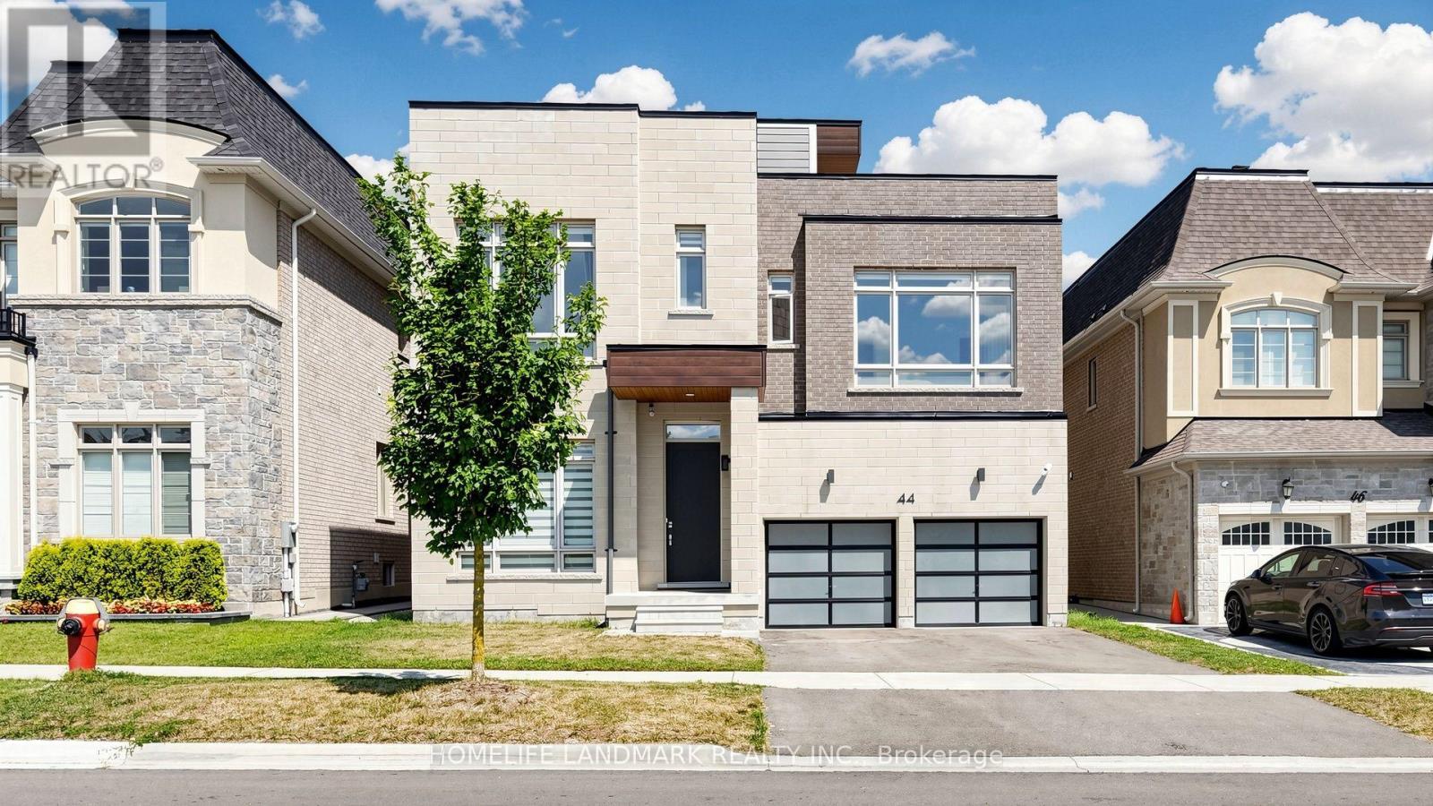 44 DAVID DUNLAP BOULEVARD, Richmond Hill, Ontario