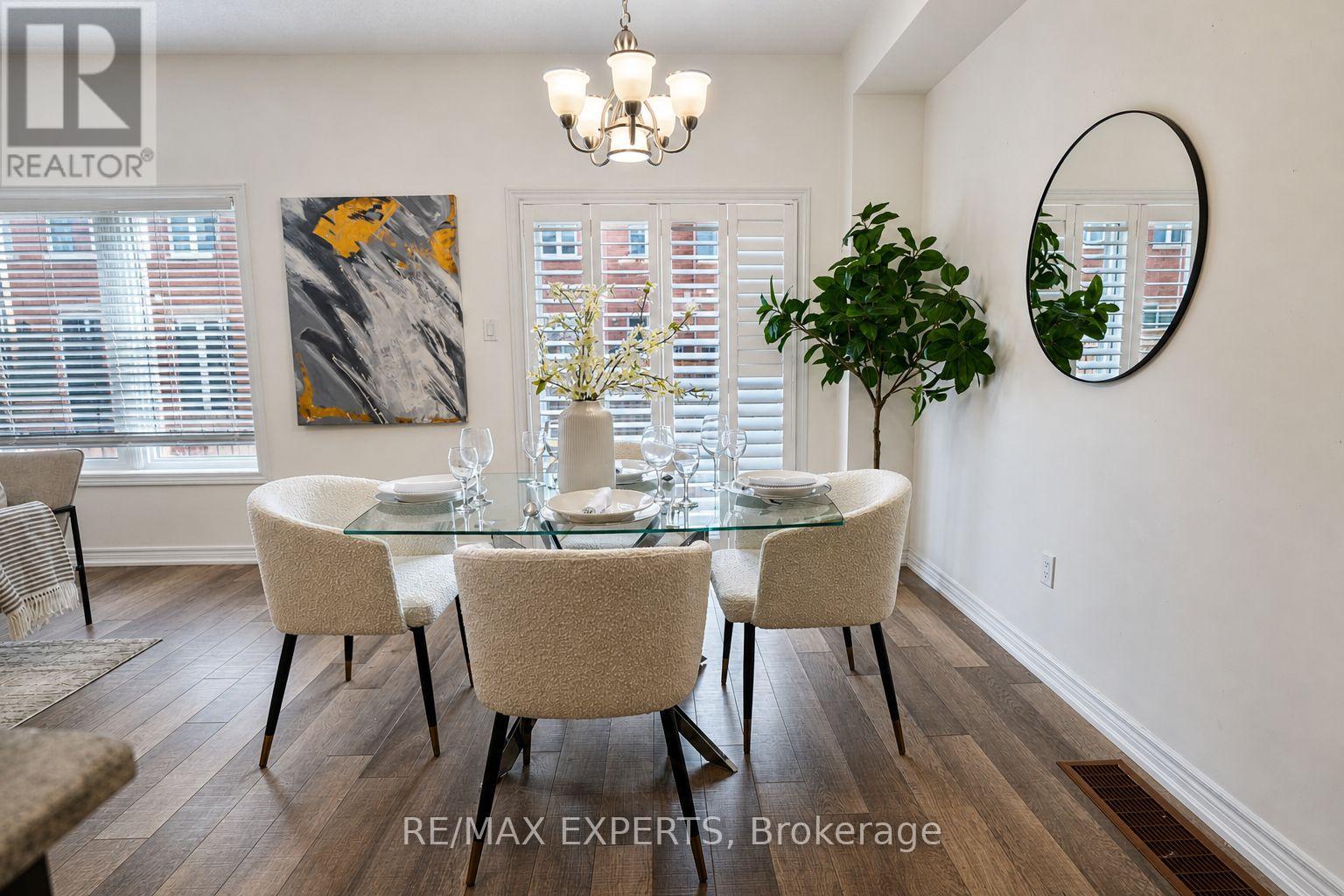 136 Matthewson Avenue, Bradford West Gwillimbury, Ontario  L3Z 2A5 - Photo 7 - N13670194