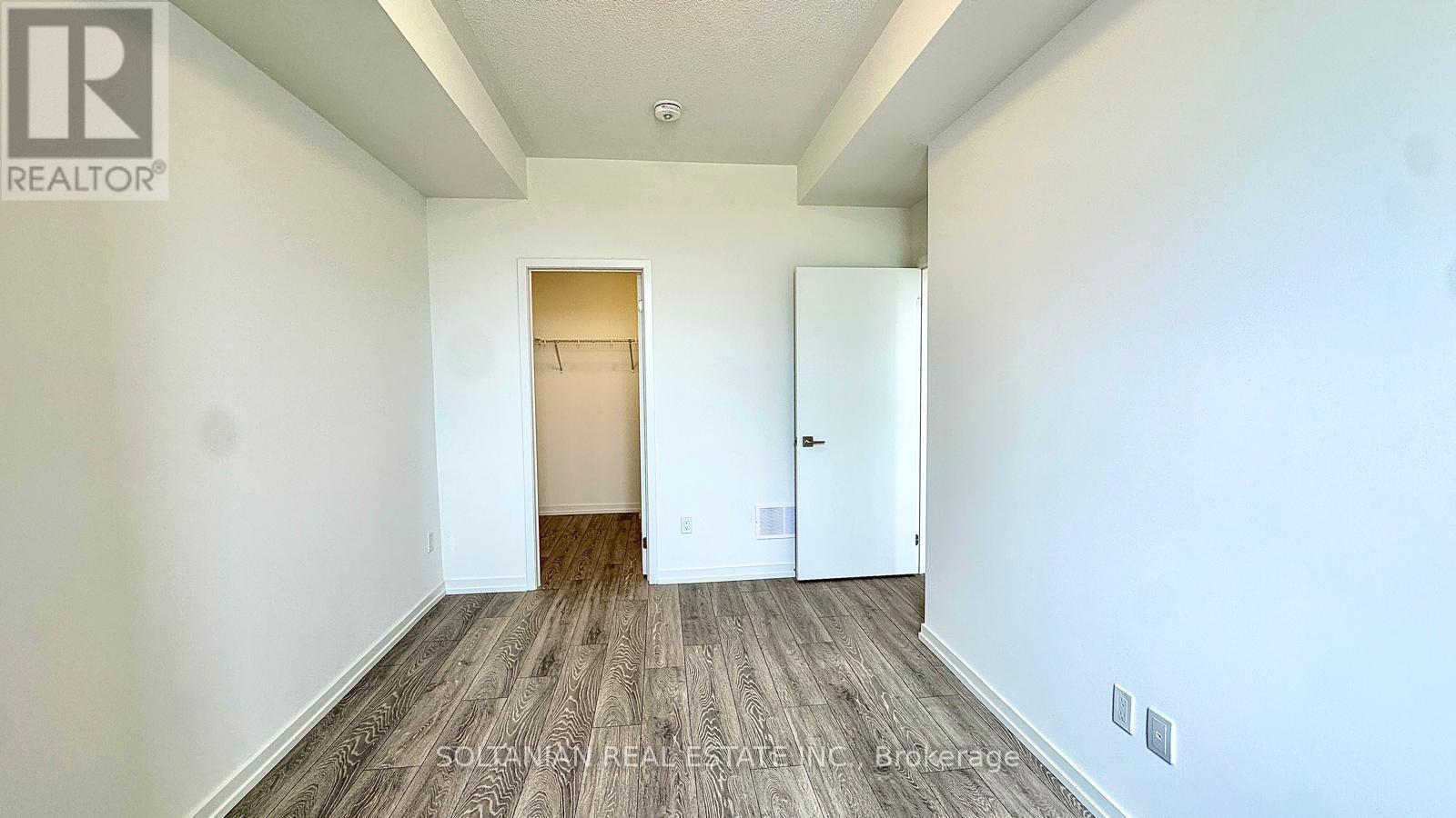 8 - 20 Lytham Green Circle, Newmarket, Ontario  L3Y 0H3 - Photo 15 - N13683028