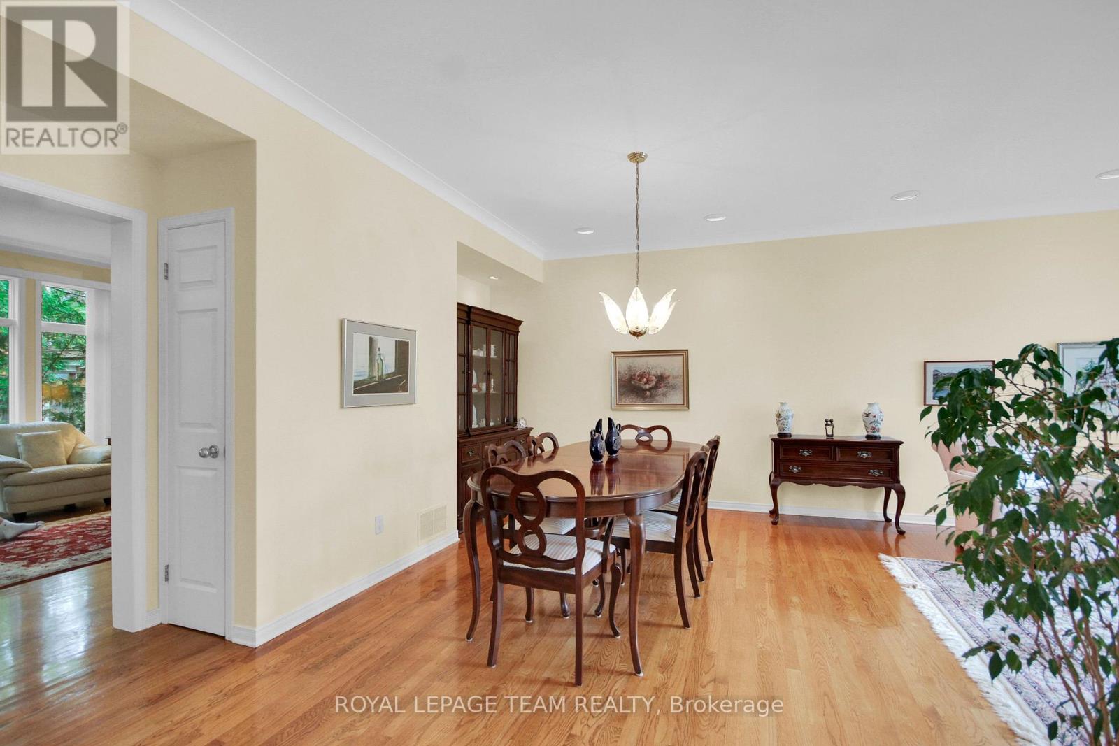 550b Queen Elizabeth Drive, Ottawa, Ontario  K1S 3N4 - Photo 12 - X13682984