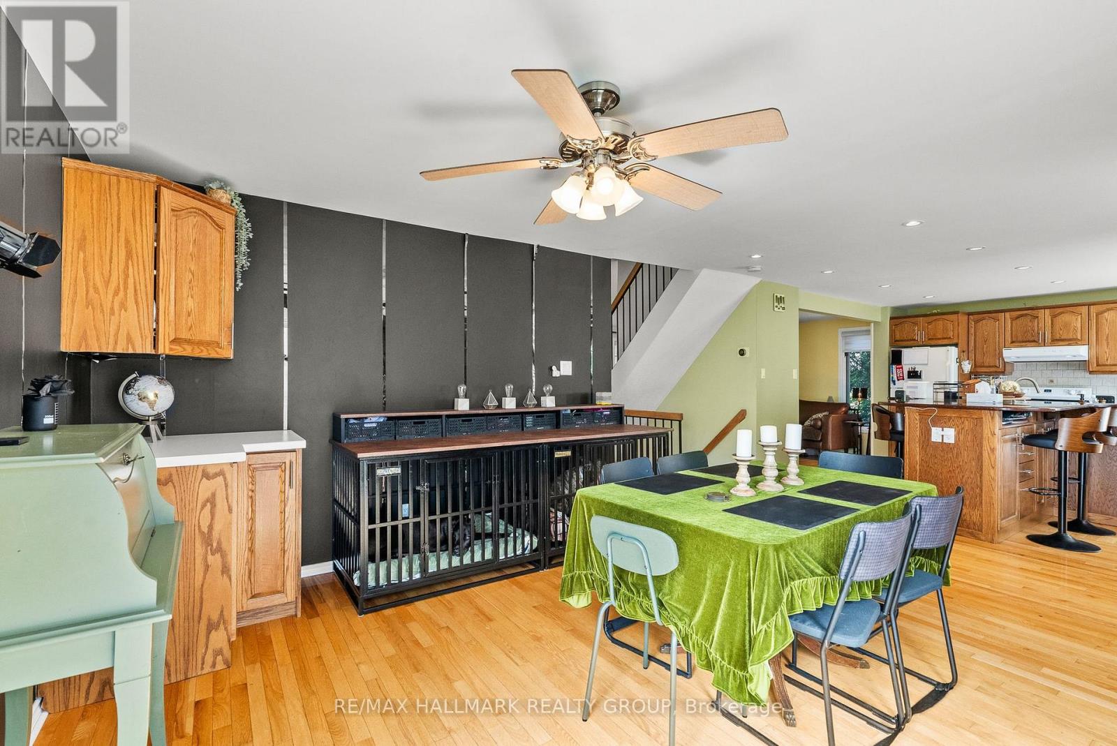 932 Beauclaire Drive, Ottawa, Ontario  K1C 2J3 - Photo 12 - X13683096
