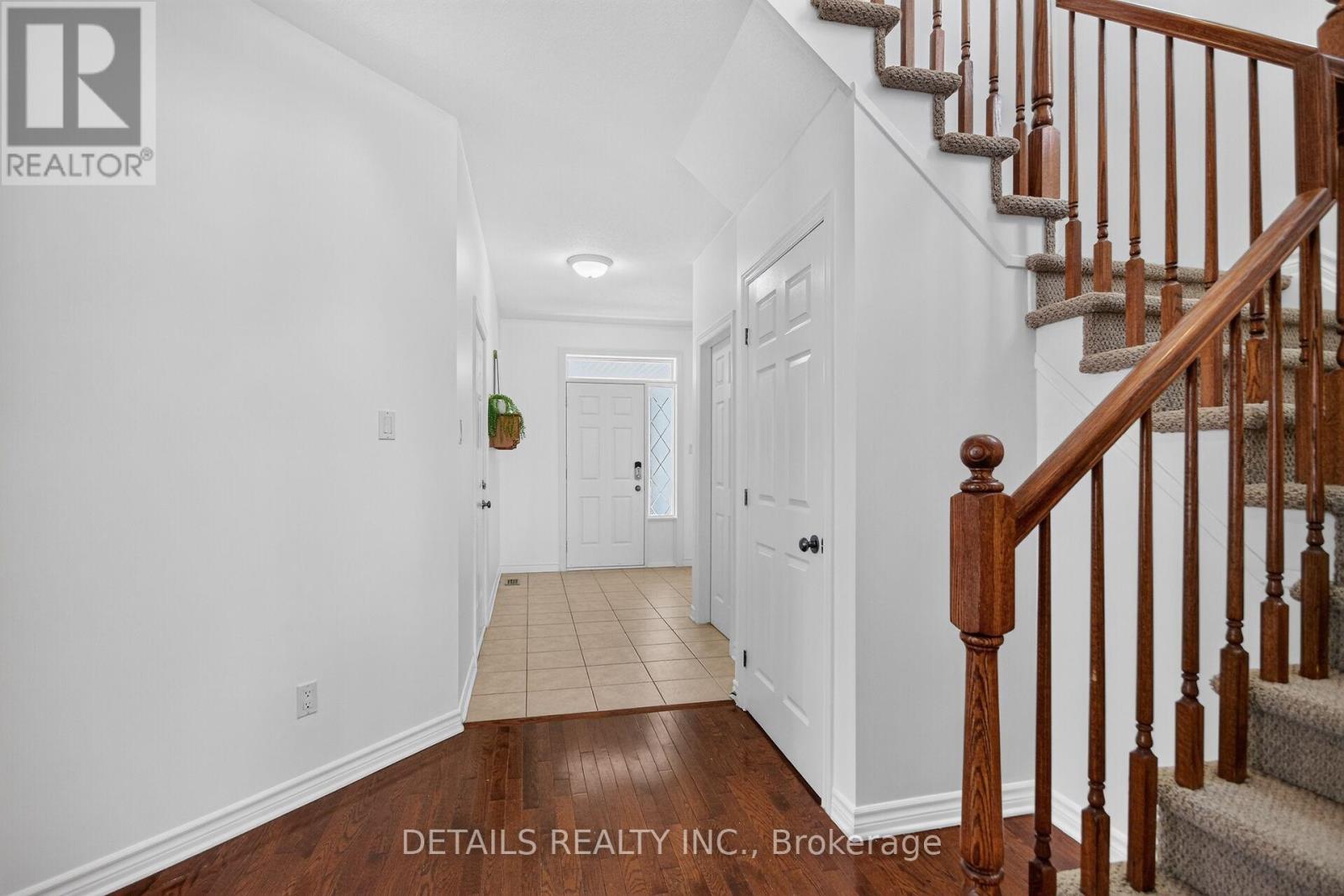 250 Flodden Way, Ottawa, Ontario  K2G 7E1 - Photo 6 - X13683088