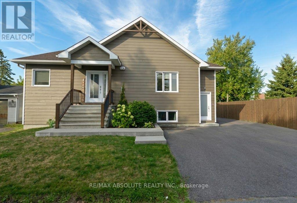 20 St-Palcide Street, Alfred And Plantagenet, Ontario  K0B 1A0 - Photo 1 - X13683102