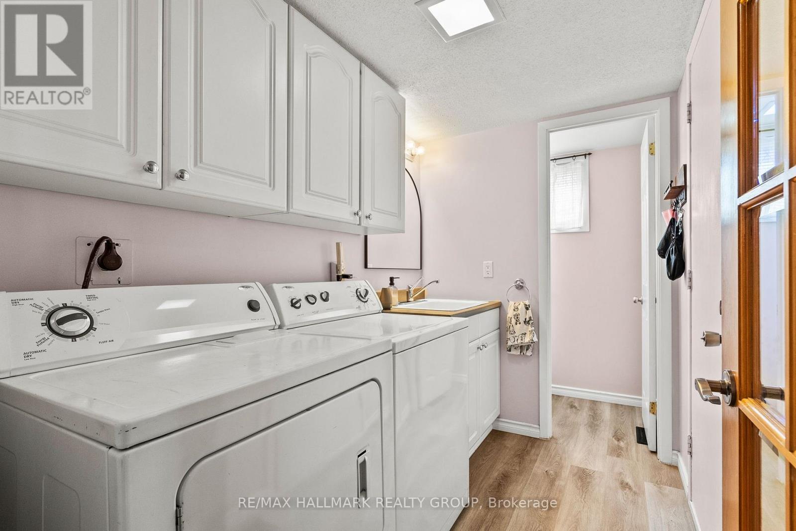 932 Beauclaire Drive, Ottawa, Ontario  K1C 2J3 - Photo 13 - X13683096