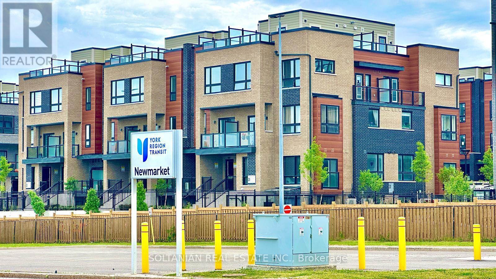 8 - 20 LYTHAM GREEN CIRCLE, Newmarket, Ontario