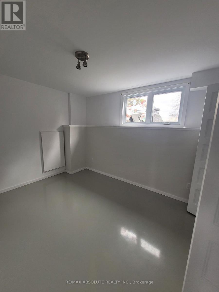 20 St-Palcide Street, Alfred And Plantagenet, Ontario  K0B 1A0 - Photo 5 - X13683102