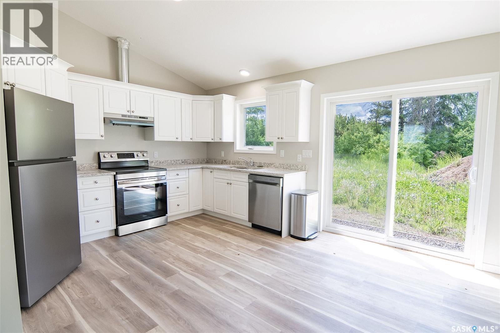304 Railway Avenue, Garden River Rm No. 490, Saskatchewan  S0J 1T0 - Photo 6 - SK040191
