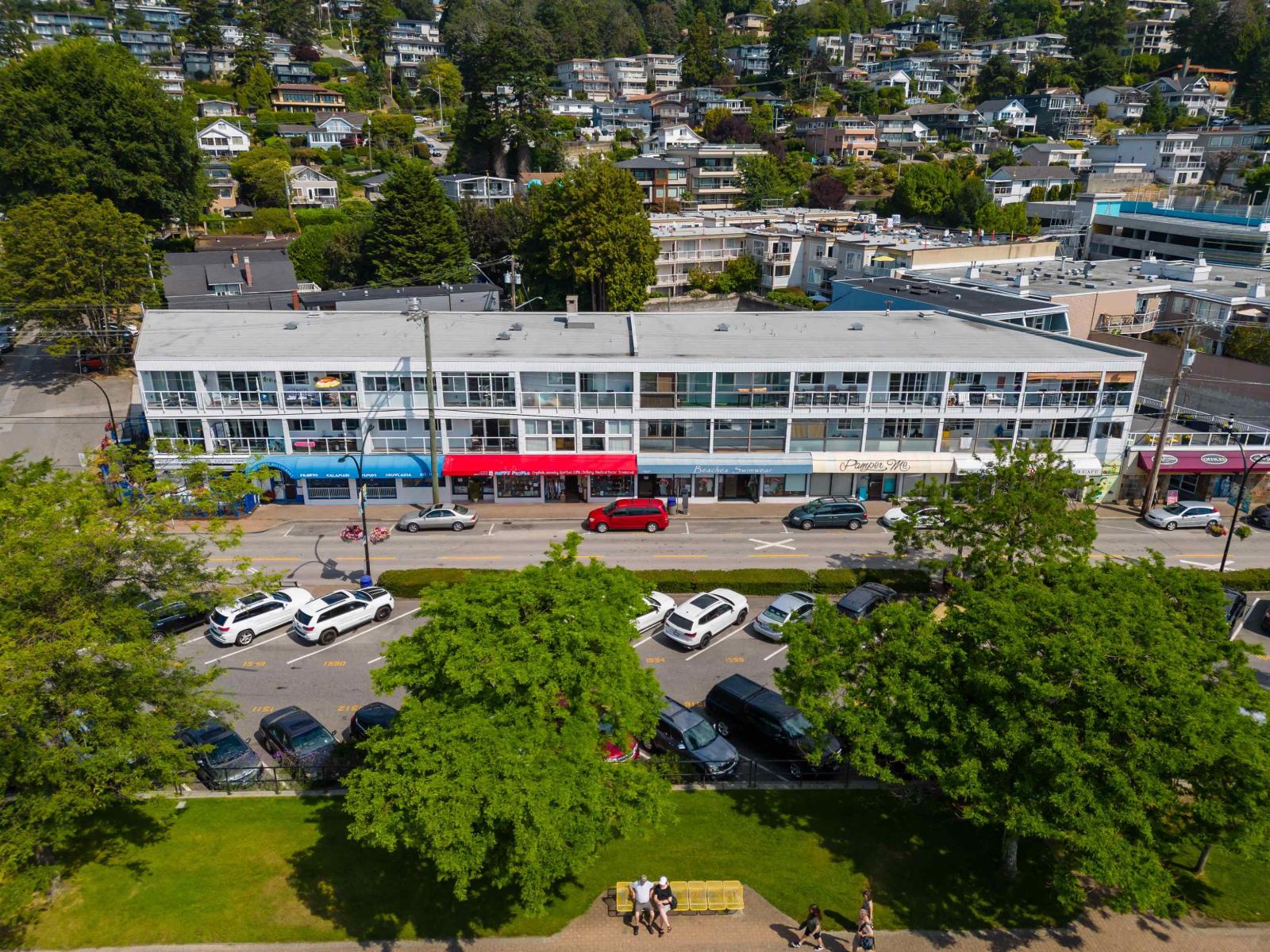 14881 MARINE DRIVE, White Rock, British Columbia