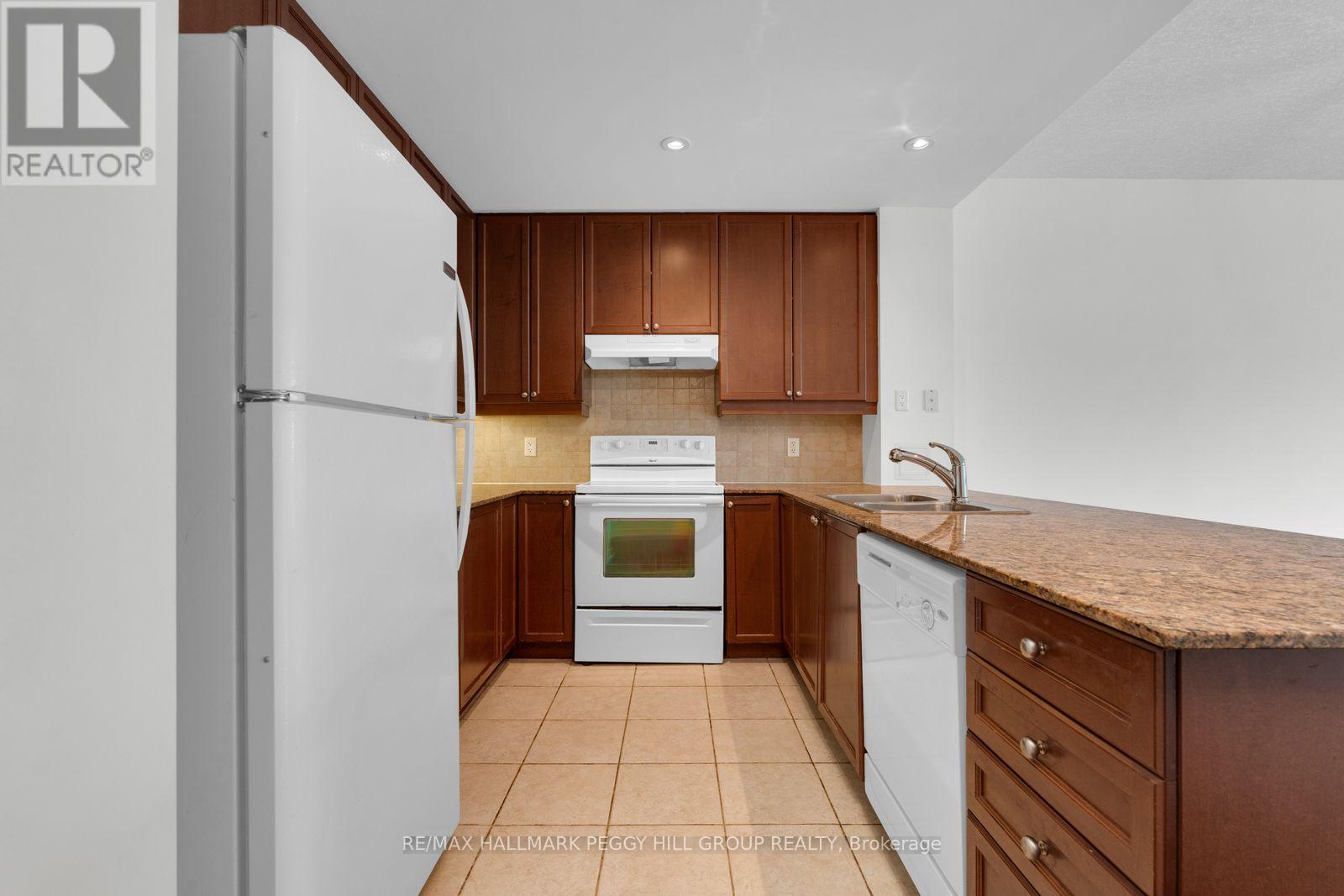 1303 - 37 Ellen Street, Barrie, Ontario  L4N 6G2 - Photo 8 - S13682968