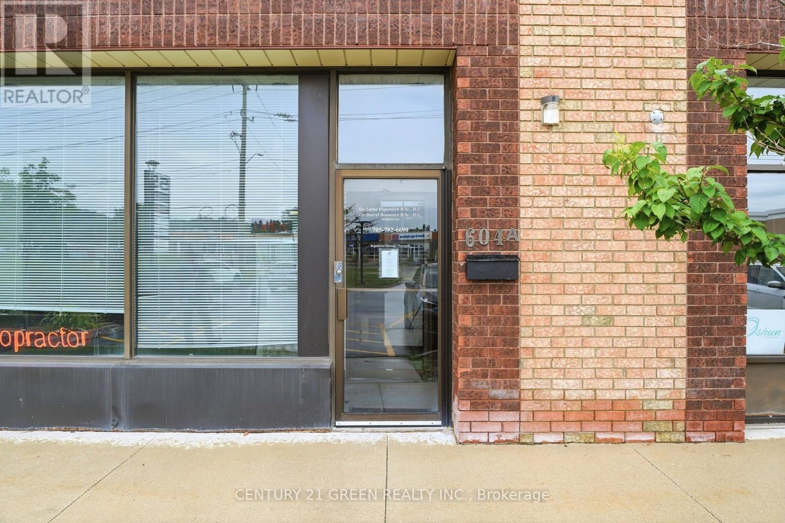 604 - 55 Cedar Pointe Drive, Barrie, Ontario  L4N 5R7 - Photo 5 - S13682950