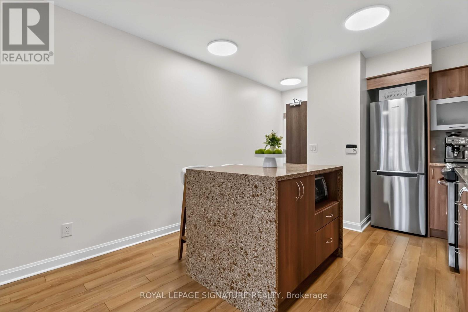 601 - 1 Michael Power Place, Toronto, Ontario  M9A 0A1 - Photo 13 - W13585470