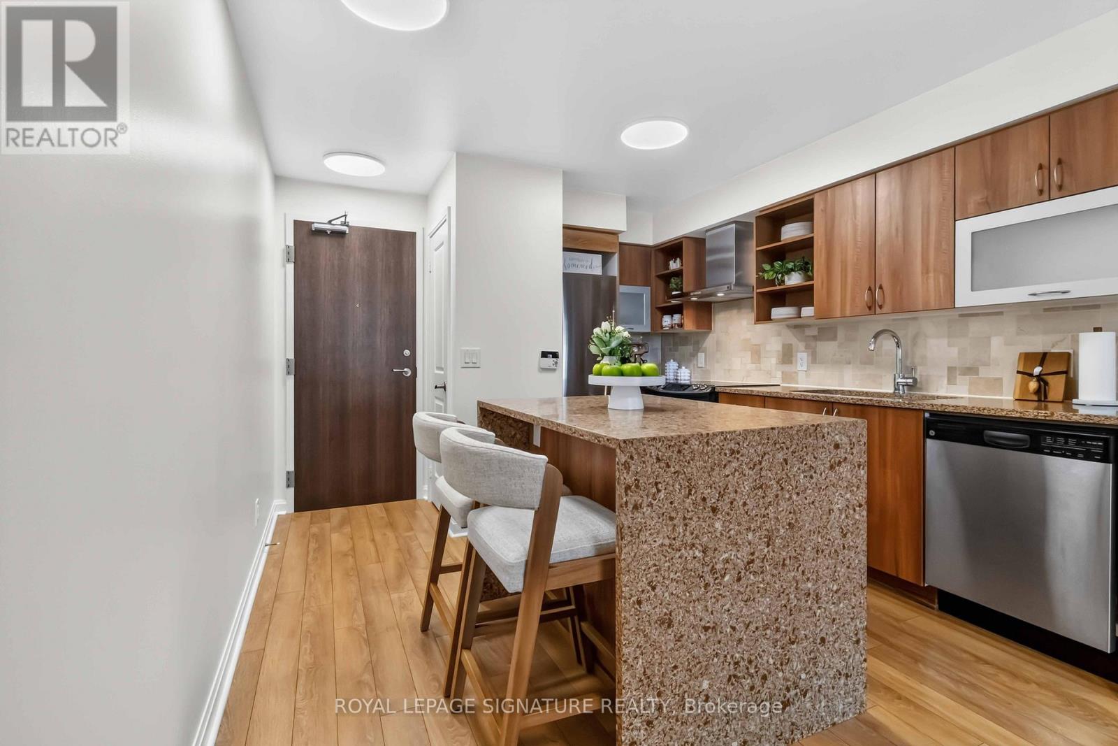 601 - 1 Michael Power Place, Toronto, Ontario  M9A 0A1 - Photo 14 - W13585470