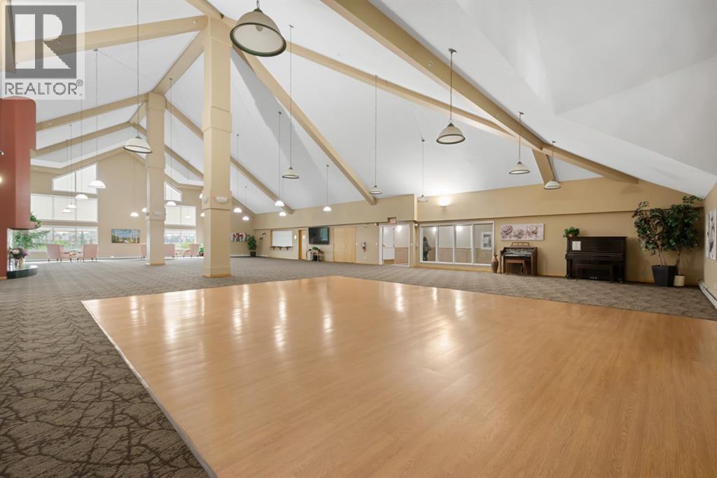 246, 6868 Sierra Morena Boulevard SW, Calgary, Alberta  T3H 3R6 - Photo 24 - A2337768