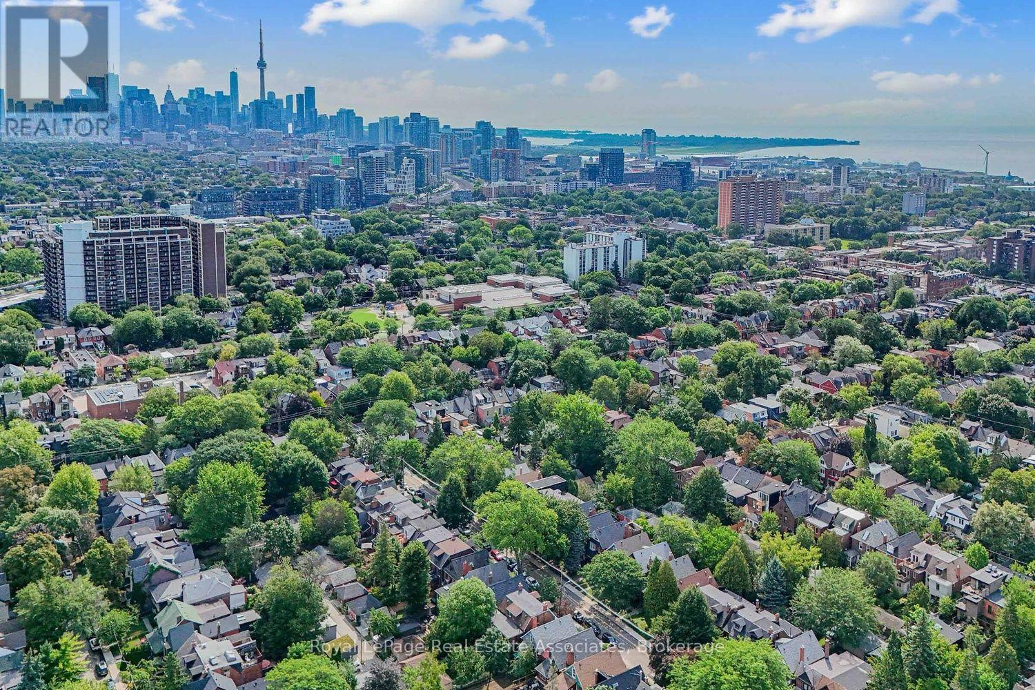 36 Galley Avenue, Toronto, Ontario  M6R 1G8 - Photo 13 - W13682998