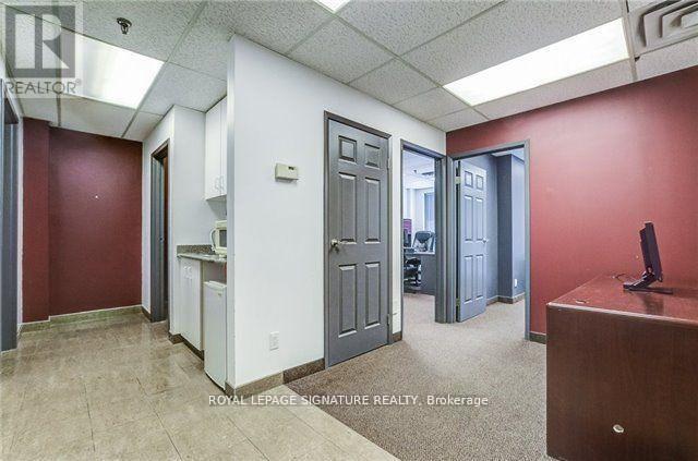 9 - 130 Industry Street, Toronto, Ontario  M6M 5G3 - Photo 8 - W13683000