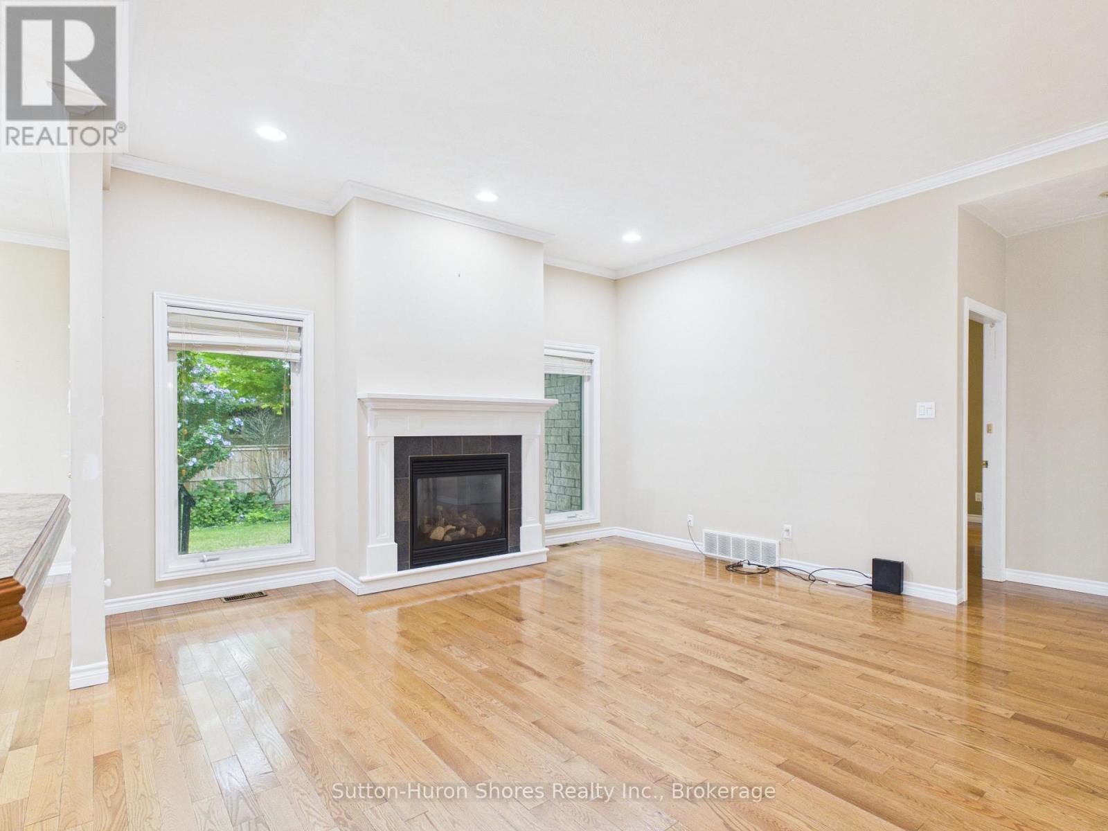 490 Bluewater Drive, Saugeen Shores, Ontario  N0H 2C1 - Photo 9 - X13683060