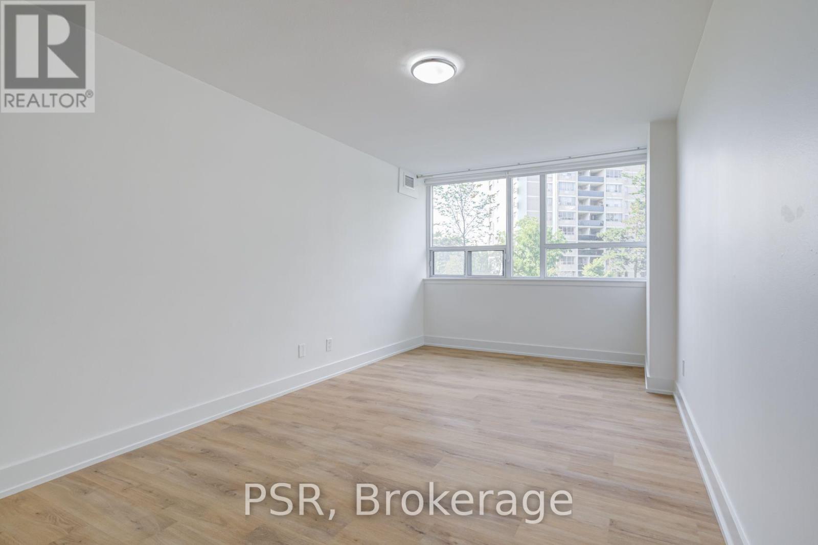 105 - 240 Markland Drive, Toronto, Ontario  M9C 1R3 - Photo 11 - W13683034