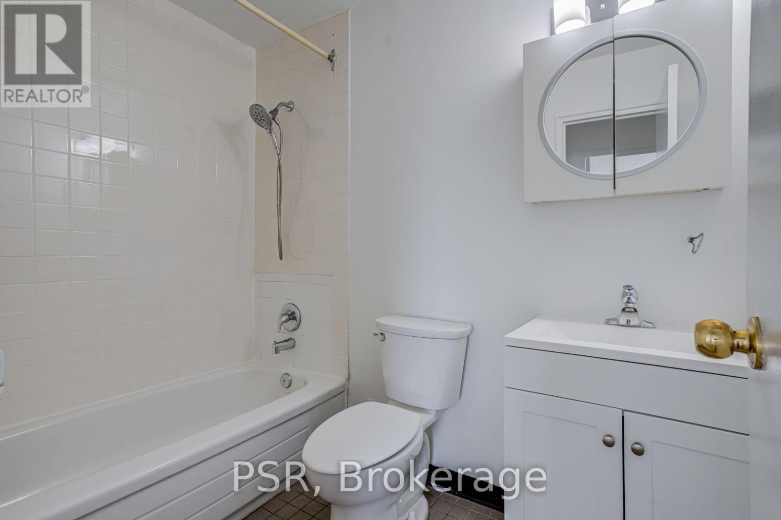105 - 240 Markland Drive, Toronto, Ontario  M9C 1R3 - Photo 15 - W13683034
