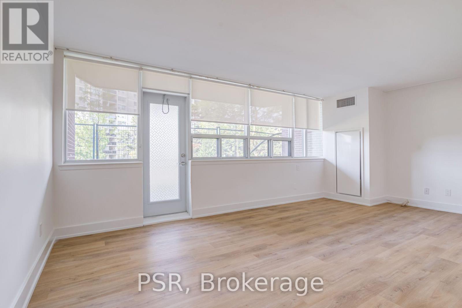 105 - 240 Markland Drive, Toronto, Ontario  M9C 1R3 - Photo 3 - W13683034
