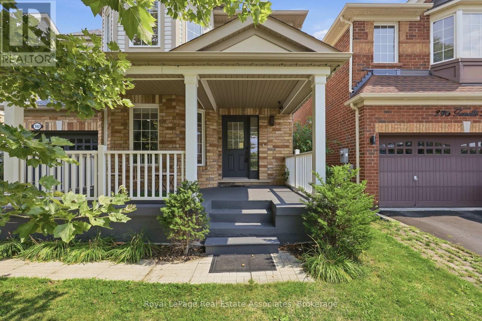 392 Tonelli Lane, Milton, Ontario  L9T 0N4 - Photo 2 - W13683036