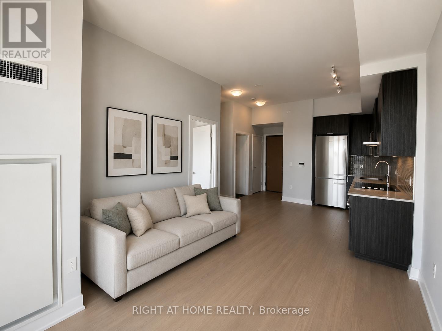 6108 - 30 Shore Breeze Drive, Toronto, Ontario  M8V 0J1 - Photo 7 - W13683092
