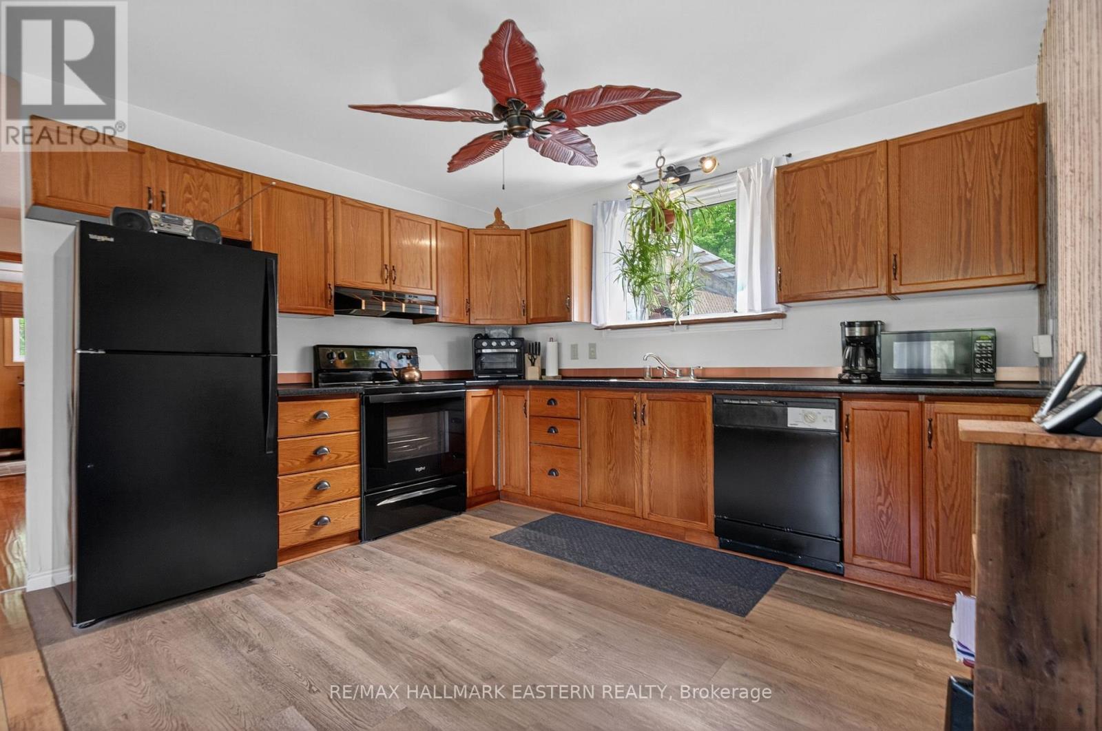 76 Franklin Street, Curve Lake First Nation 35, Ontario  K0L 1R0 - Photo 12 - X13210828