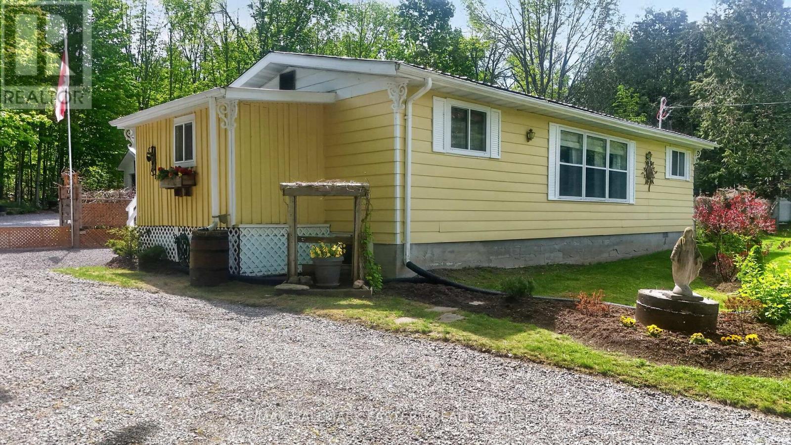 76 Franklin Street, Curve Lake First Nation 35, Ontario  K0L 1R0 - Photo 3 - X13210828