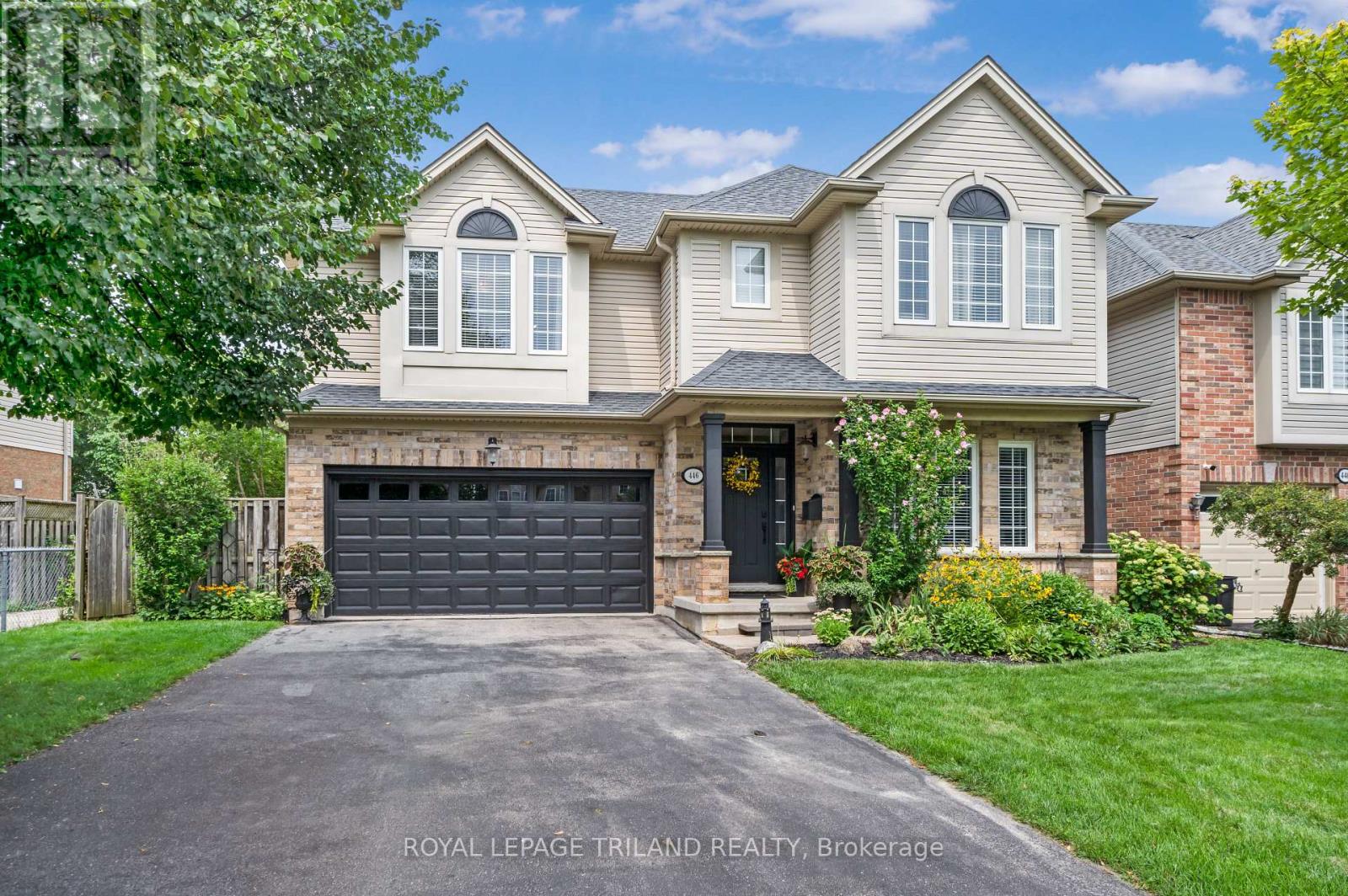 $739,000446 South Leaksdale Circle, London South, Ontario