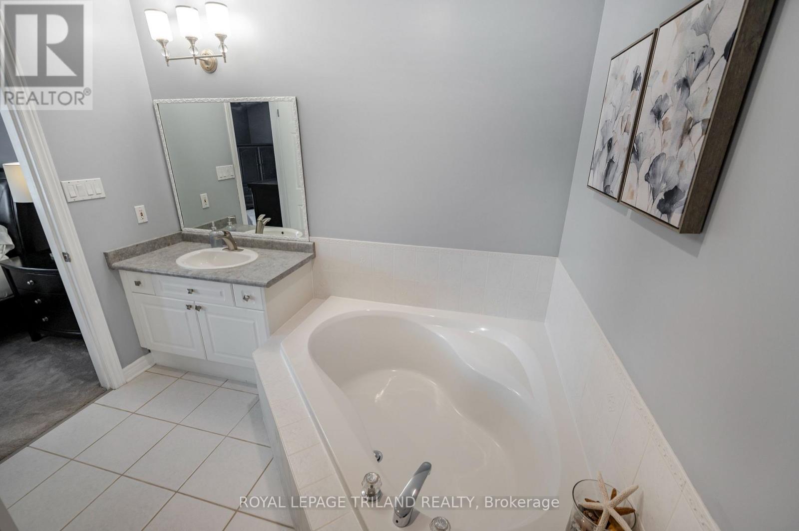 446 South Leaksdale Circle, London South, Ontario  N6M 1K4 - Photo 24 - X13684816