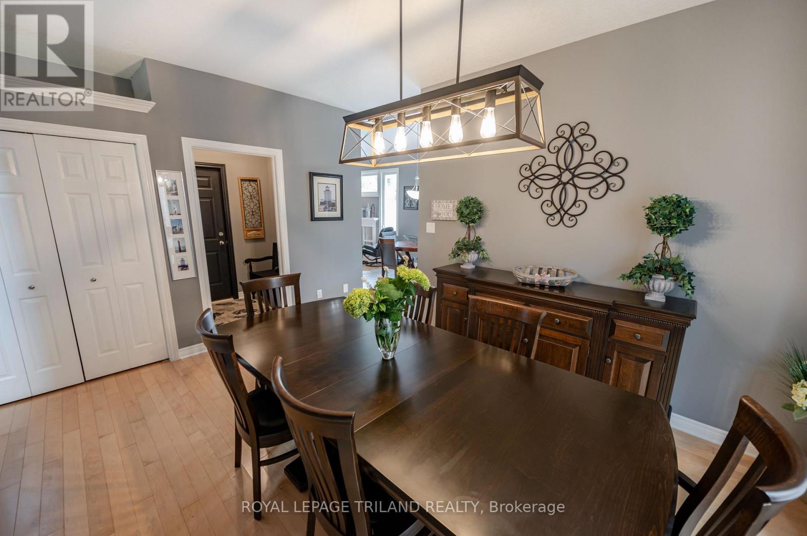 446 South Leaksdale Circle, London South, Ontario  N6M 1K4 - Photo 8 - X13684816