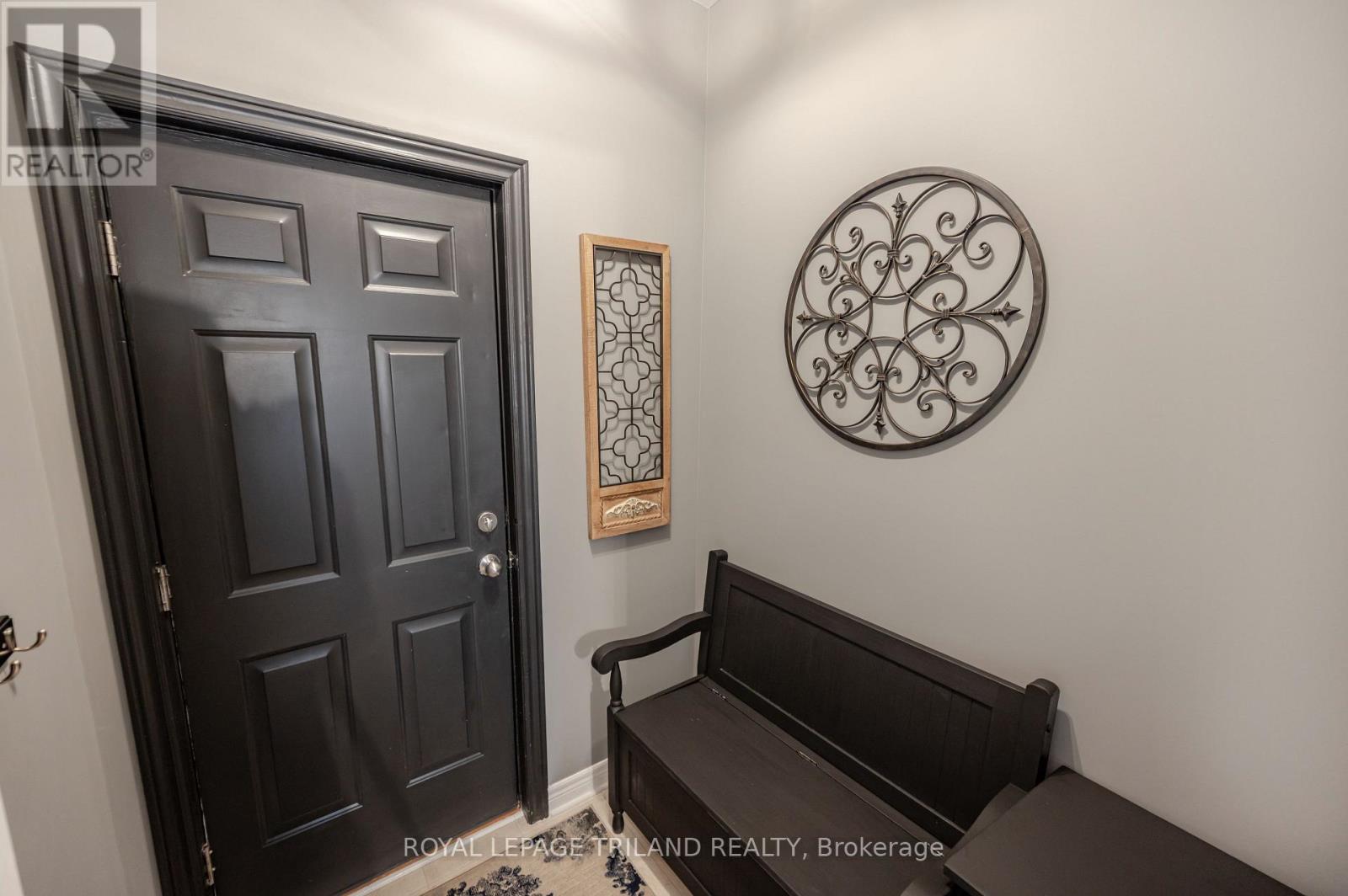 446 South Leaksdale Circle, London South, Ontario  N6M 1K4 - Photo 9 - X13684816