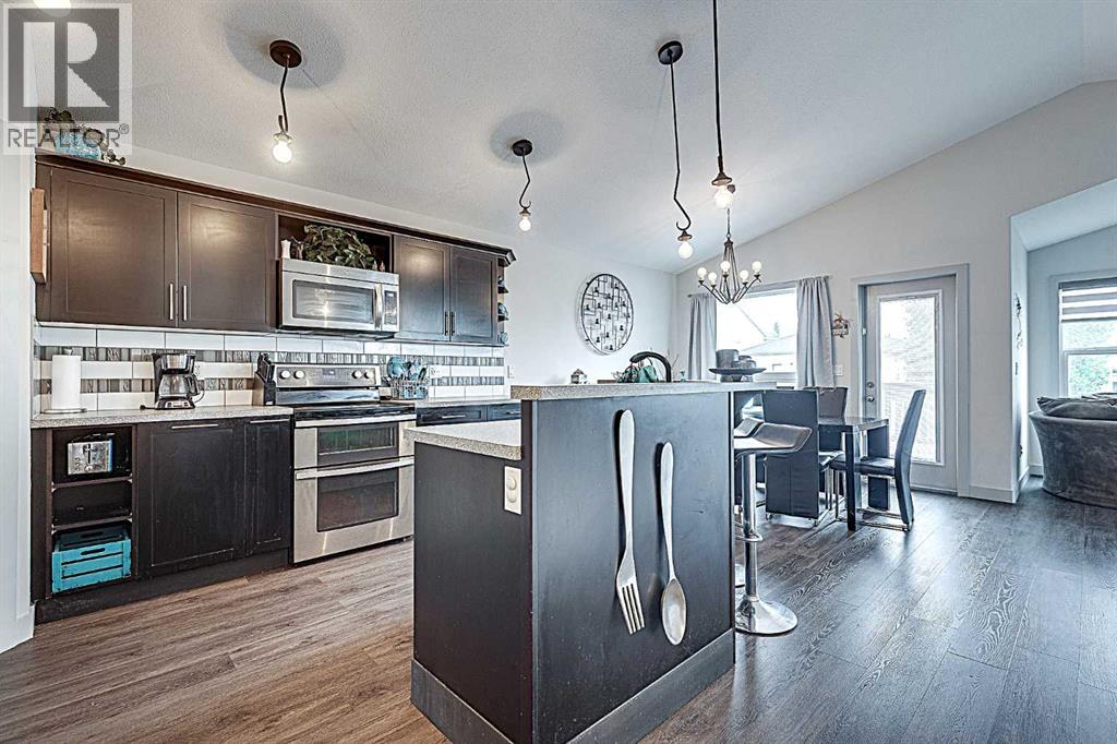 25 Caribou Crescent, Red Deer, Alberta  T4P 0T5 - Photo 8 - A2323885