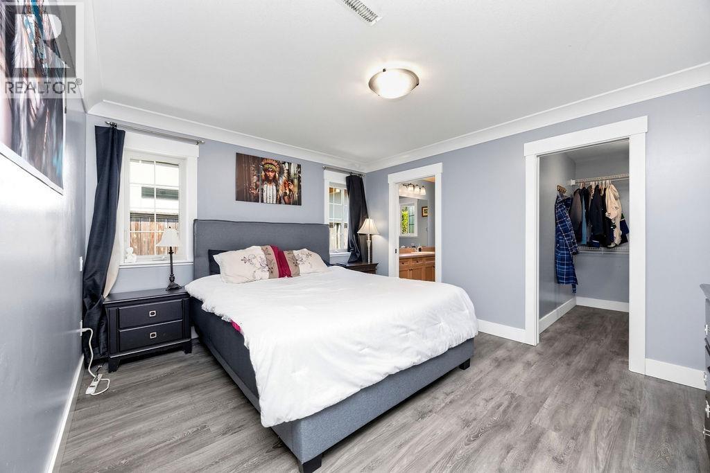 1048 Woodsworth Road, Gibsons, British Columbia  V0N 1V7 - Photo 19 - R3156400