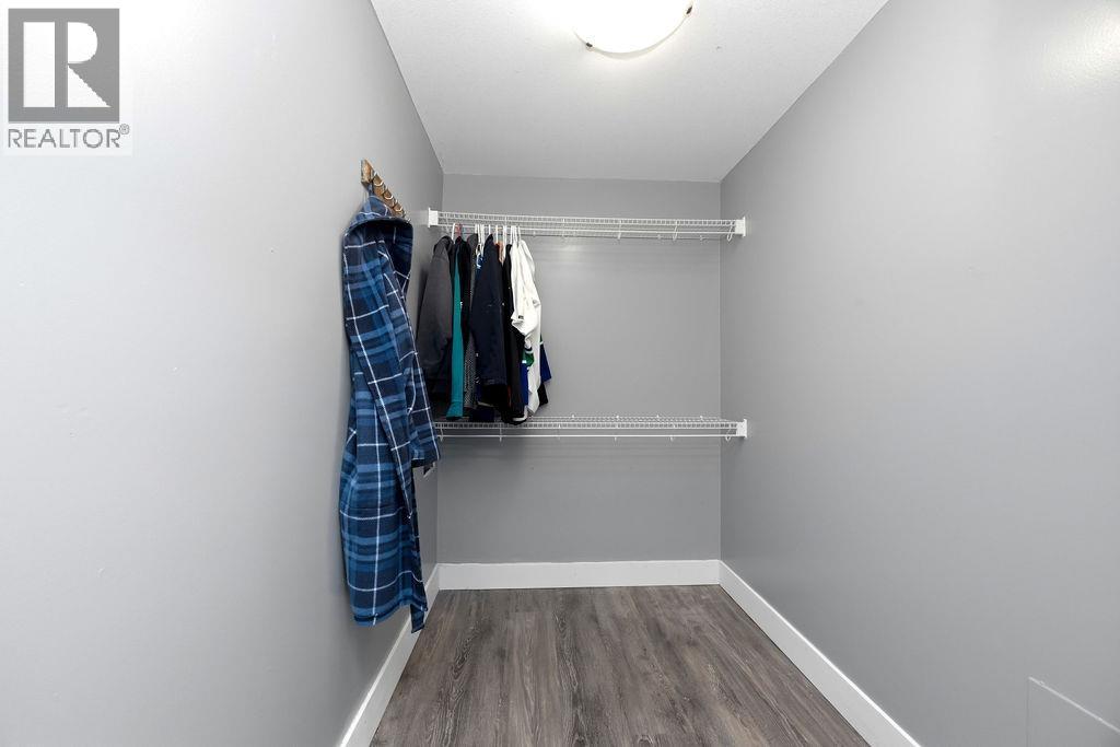 1048 Woodsworth Road, Gibsons, British Columbia  V0N 1V7 - Photo 21 - R3156400