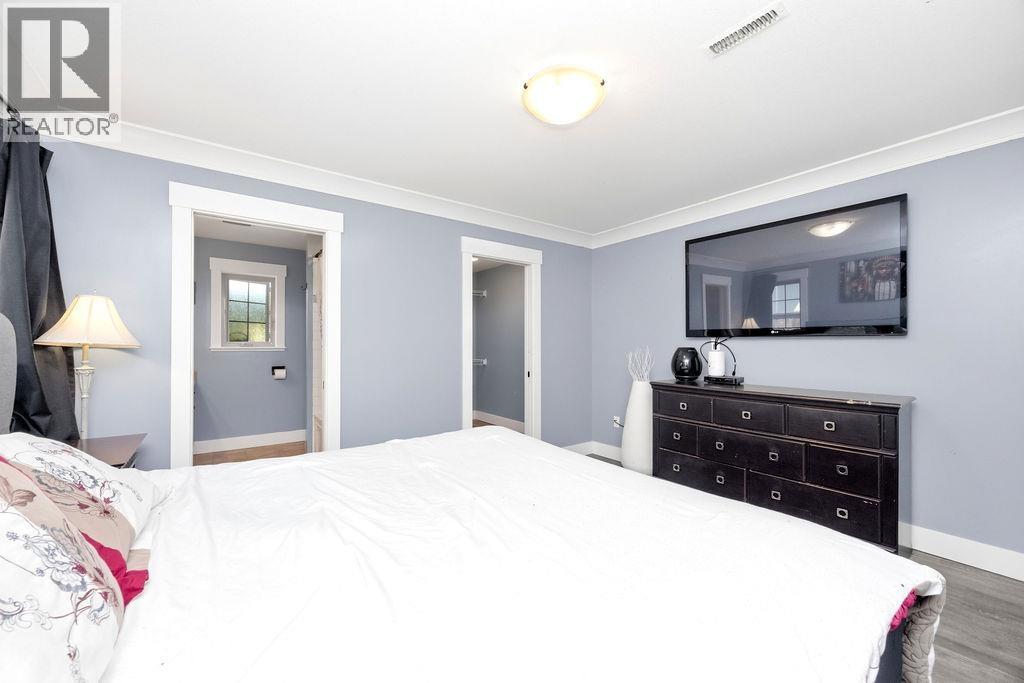 1048 Woodsworth Road, Gibsons, British Columbia  V0N 1V7 - Photo 20 - R3156400