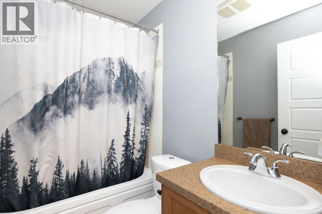 1048 Woodsworth Road, Gibsons, British Columbia  V0N 1V7 - Photo 23 - R3156400