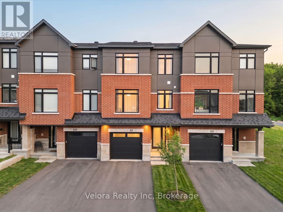 611 Knotridge Street, Ottawa, Ontario